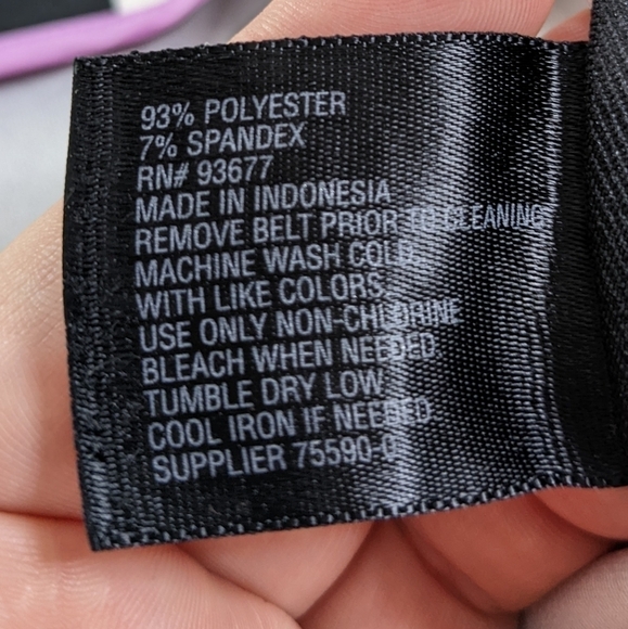 ✨3/$15 Worthington black white abstract skirt 12 - Picture 6 of 6